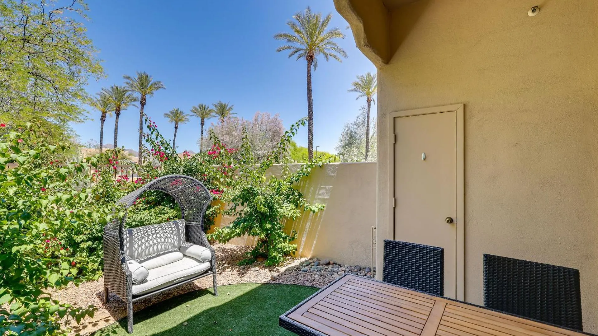 Holiday home Chic Scottsdale Townhome With Patio And Pool Access! United States