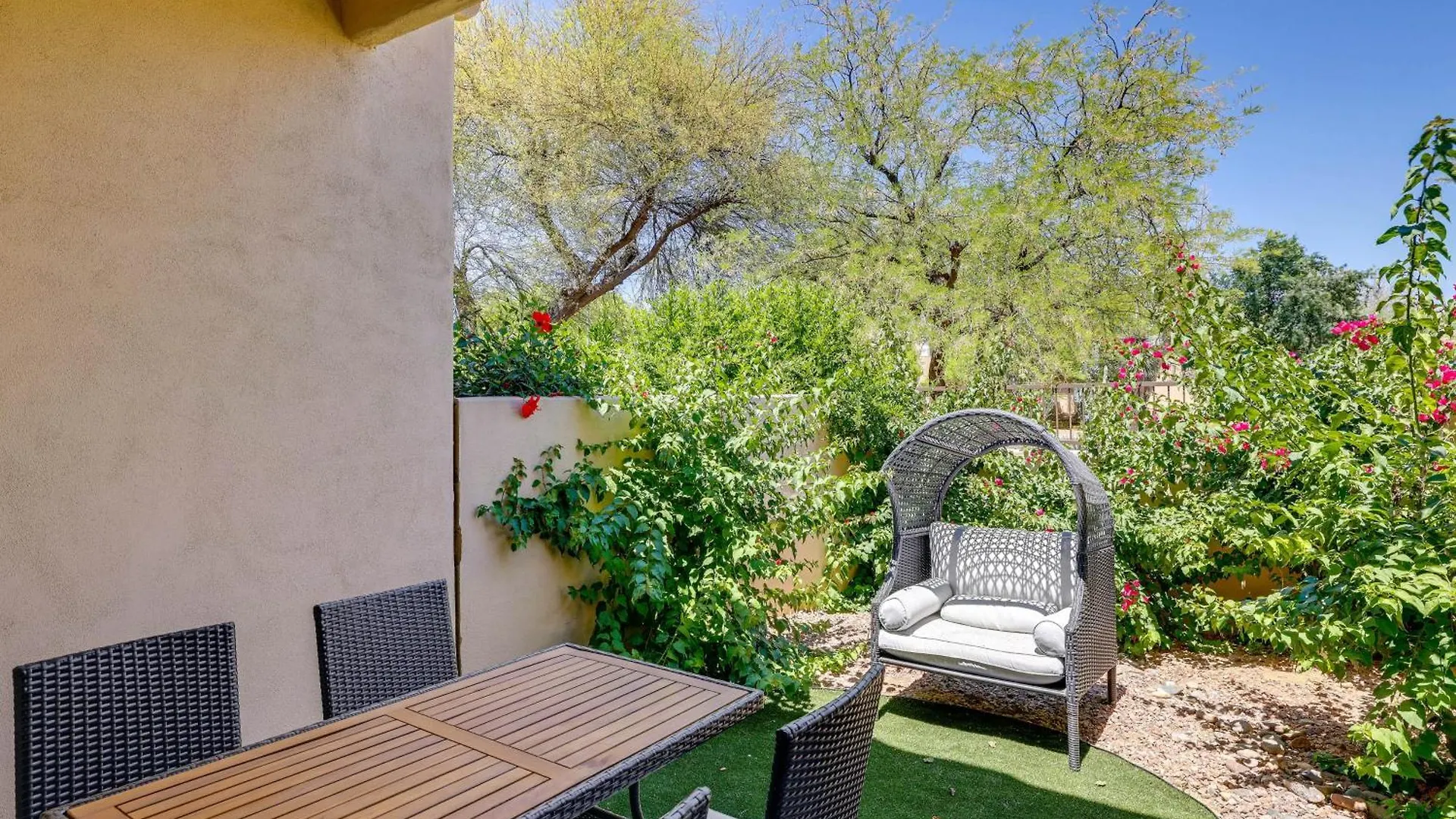 Chic Scottsdale Townhome With Patio And Pool Access! 0*,  United States
